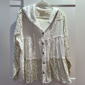 NWOT POL White Textured gauze Top